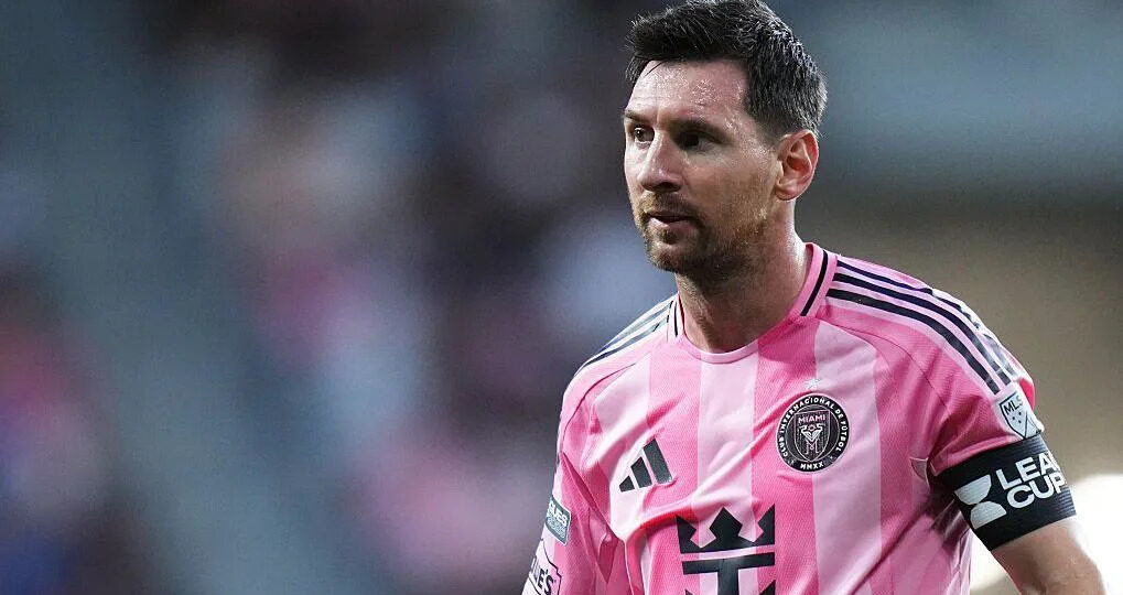 Messi misses Miami defeat after death of father