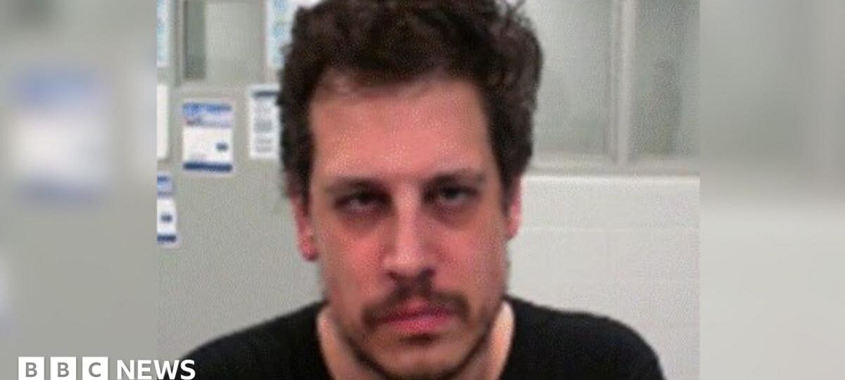 Right-wing commentator Milo Yiannopoulos deported from US to UK
