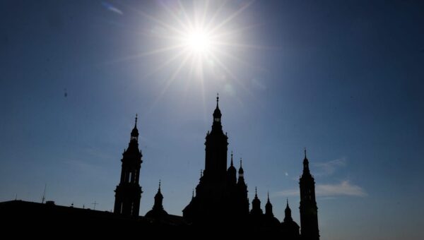 The best photos of Europe’s 2026 solar eclipse