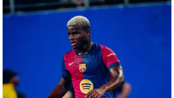 Transfer: Barcelona secure Mika Faye’s signing as midfielder leaves Man Utd