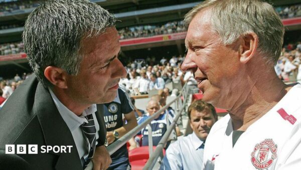 Mourinho says he agreed to replace Ferguson at Man Utd