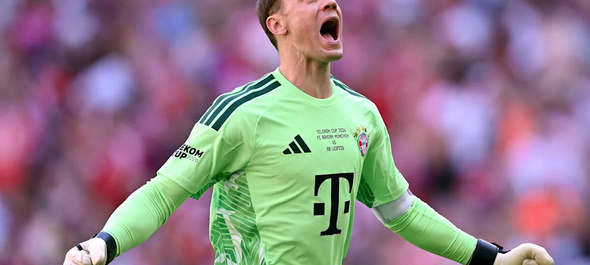 Mystery surrounds future for Bayern Munich’s Manuel Neuer, as Vincent Kompany won’t divulge exact goalkeeper plans
