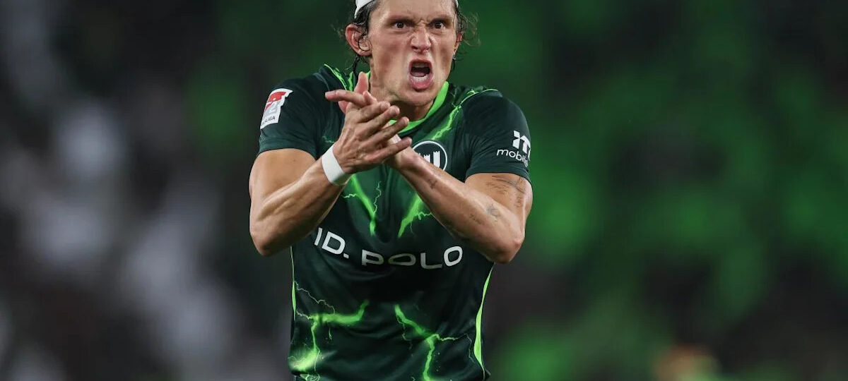 Reese penalty seals Wolfsburg victory in Niedersachsen derby