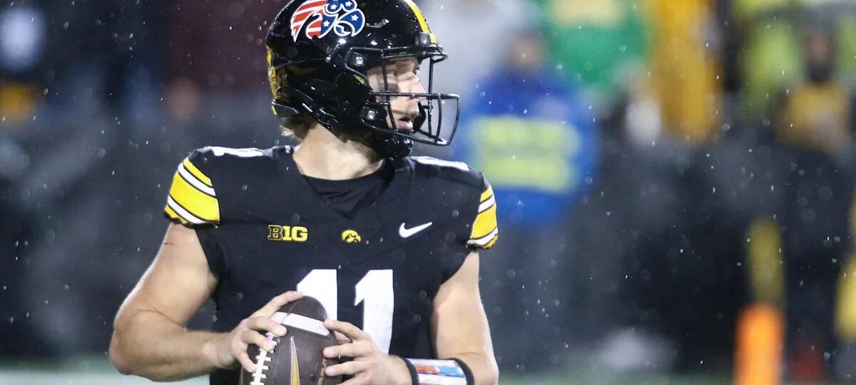 Colts hold tryout for record-setting college quarterback, three receivers