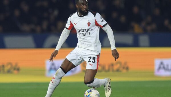 Former Chelsea player set for Premier League return – with two teams competing for his signature
