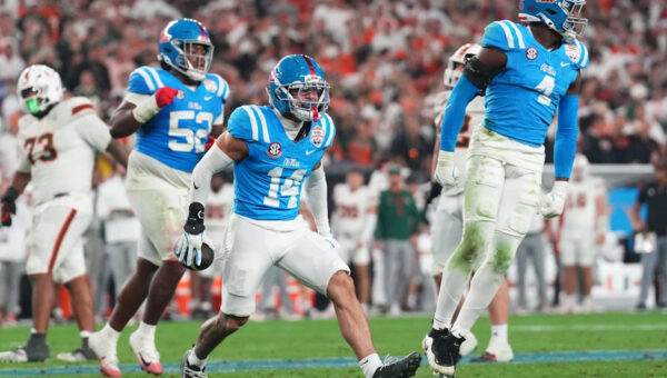 5 things to know about new Colts' DB Kapena Gushiken