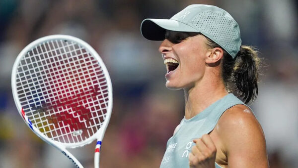 Swiatek into first final of her ‘toughest season’