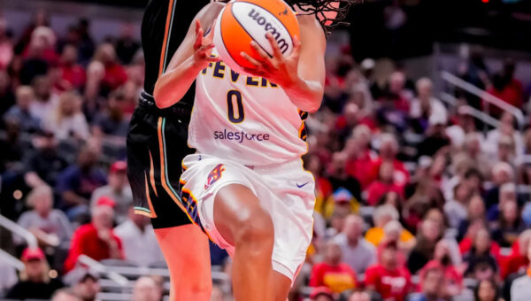 Kelsey Mitchell leads Fever to blowout win vs red-hot Liberty; likes, dislikes