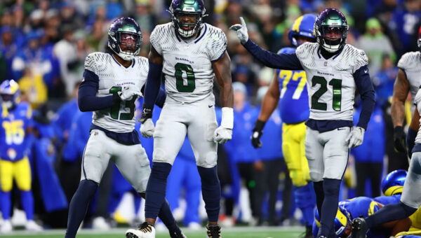 Seahawks DE DeMarcus Lawrence announces 2026 will be his last season