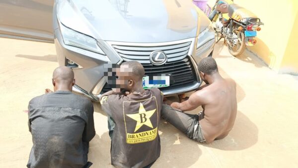 Police arrest two suspects over transnational crime in Oyo
