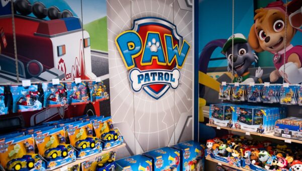 Live Q&A: How a 23-year-old with no experience built a global toy company