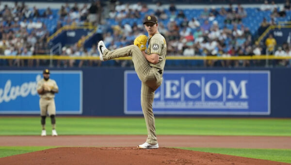 Padres drop second game to Rays, lose Luis Rengifo with knee injury