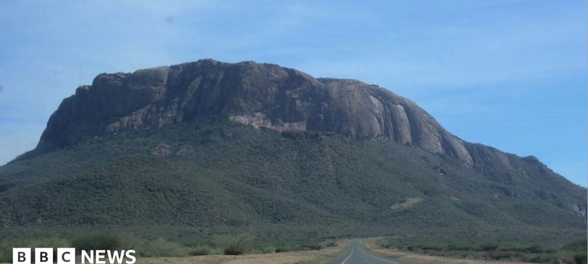 Helicopter crashes at Mount Ololokwe in Kenya, killing six people