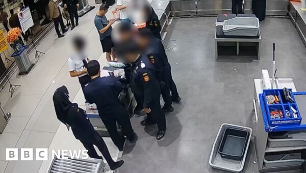 Moment Malaysia Airlines pilot caught with 70,000 ecstasy pills at airport