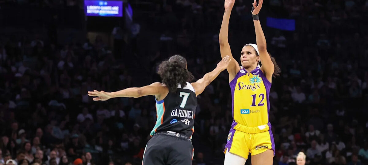 Rae Burrell scores career-high for Los Angeles at New York