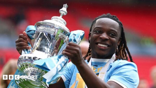 Doku’s new deal, Gonzalez to stay – what’s latest on Man City transfers?