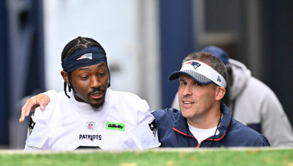 Commanders WR Stefon Diggs breaks silence on Josh McDaniels, Patriots