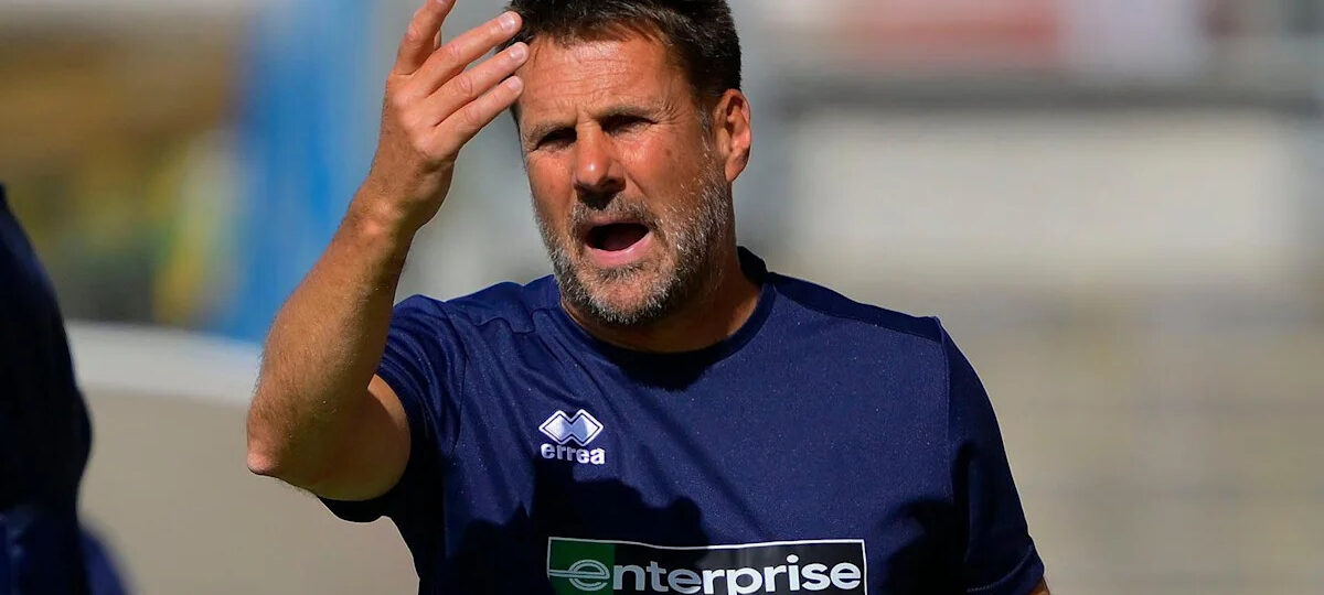 Ball wants improvement as Torquay start with draw