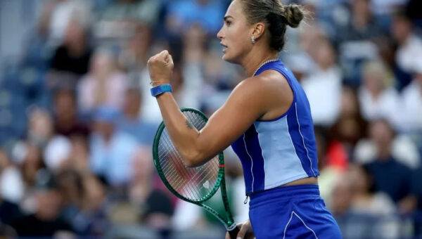 No.1 Sabalenka and Pegula advance at Toronto