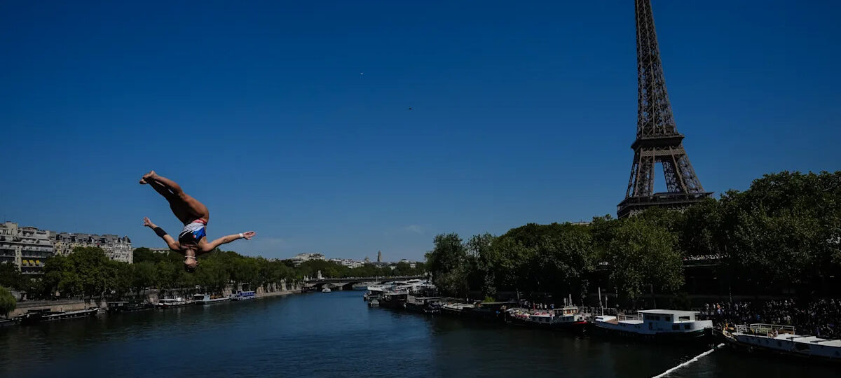 High divers take the plunge in the Seine in a new test of Paris’ reclaimed river