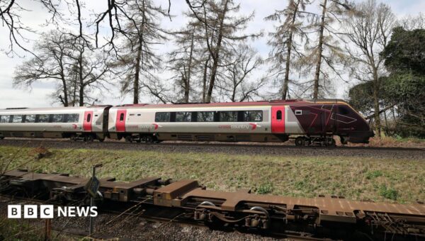 CrossCountry to provide full service on Monday after major disruption
