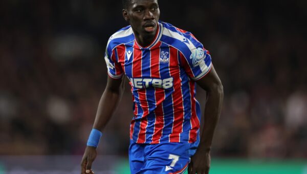 Liverpool locked in £75m deadline day battle over Premier League winger who is already on strike