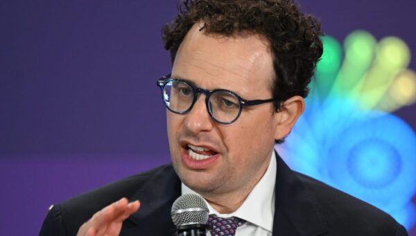 Anthropic CEO Dario Amodei says the way for AI to win over the public is to ‘actually’ cure cancer