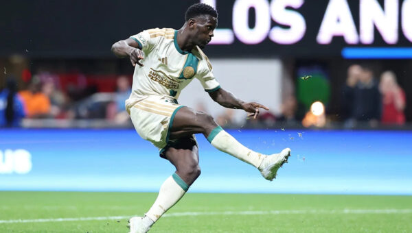Official | Union Berlin take Ivorian striker Emmanuel Latte Lath (27) on loan