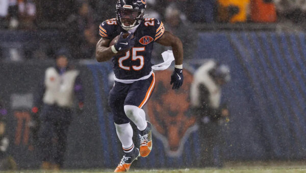 Bears RB Kyle Monangai out several weeks with hyperextended right knee