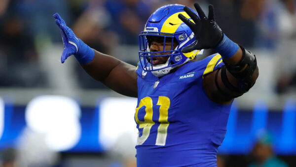 Kobie Turner ekes into PFF’s top-10 DT list