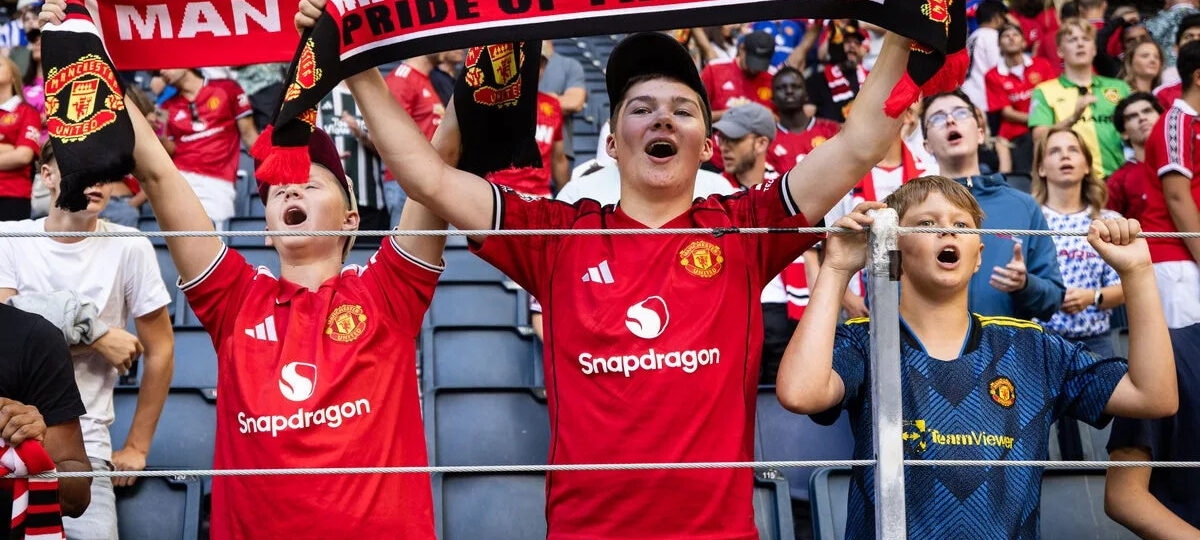 Man United announce record-breaking sponsorship deal with betting firm