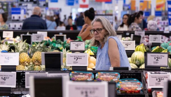 Walmart’s $2.9 billion tariff refund is headed back to shoppers