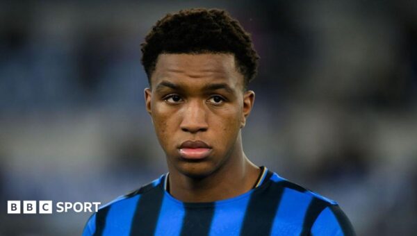 Chelsea in talks to sign Atalanta defender Ahanor