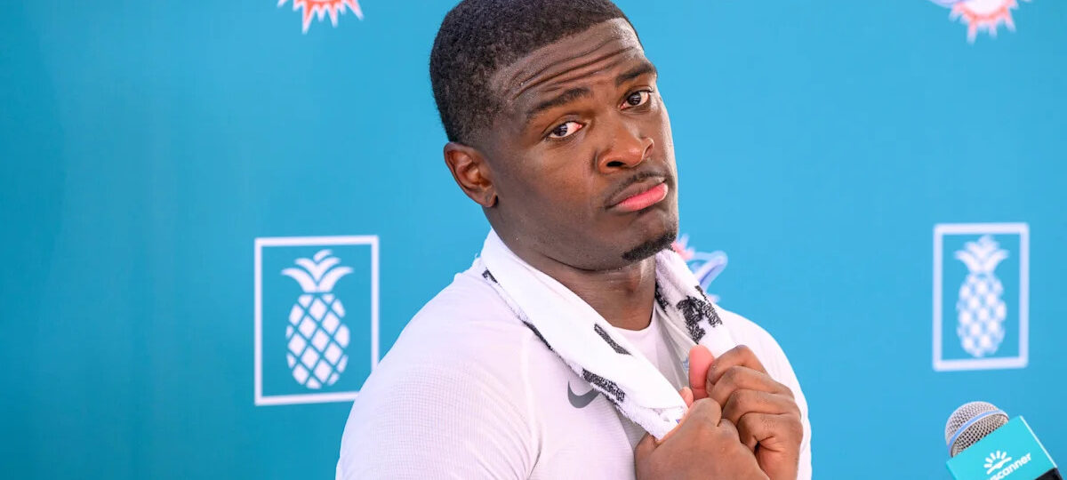 Fantasy Football Fades: A preview of some players Scott Pianowski is avoiding for 2026 from the Yahoo Fantasy Ultra Playbook