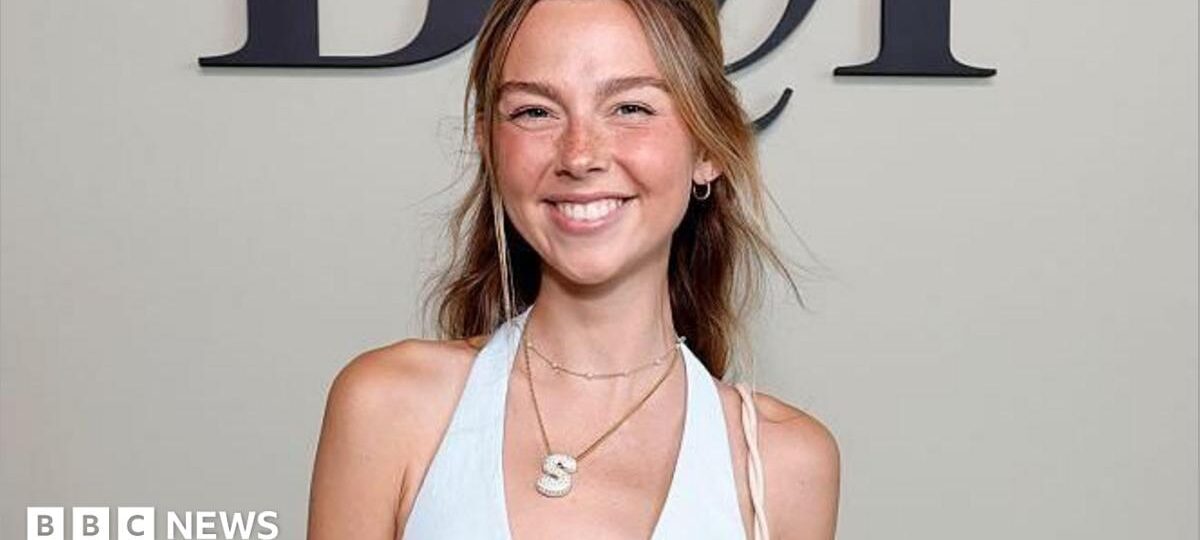 TikTok star Sydney Towle, who shared her cancer journey online, dies aged 26