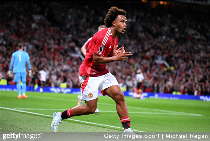 Manchester United prepared to discuss Zirkzee loan with Juventus