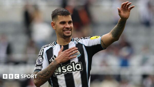 Arsenal sign Guimaraes from Newcastle in £75m deal