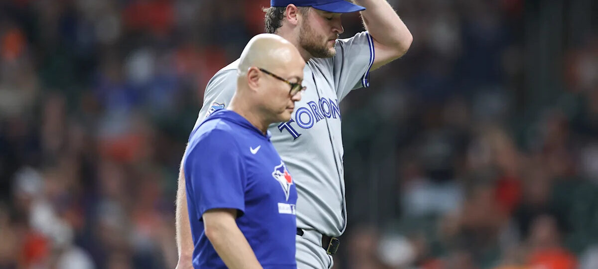 Blue Jays P Trey Yesavage undergoes meniscus surgery on injured left knee