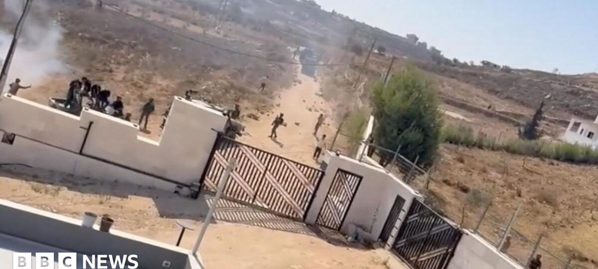 Israeli settlers besieging Palestinian families in West Bank village