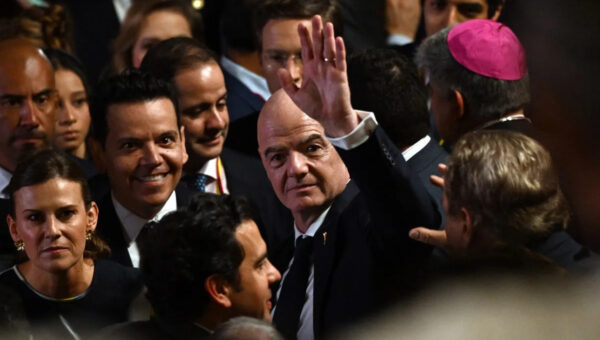 FIFA’s Infantino backed in Colombia where he attends president inauguration
