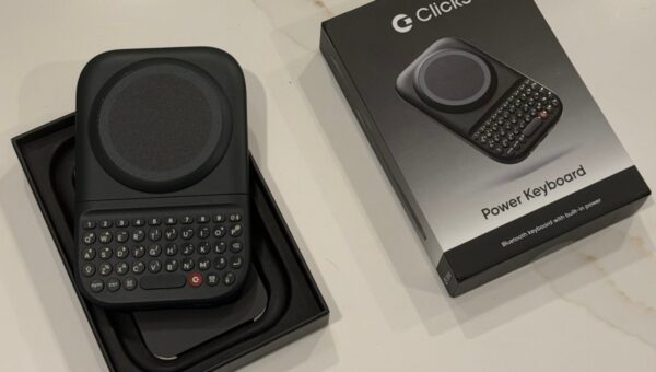 Clicks’ Power Keyboard brings BlackBerry-style typing to any phone — with some compromises