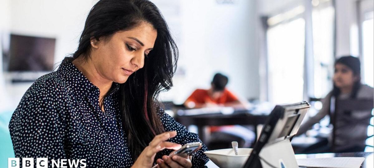 Job vacancies at five-year low as smaller firms scale back recruitment