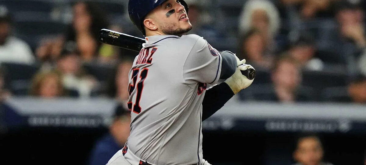 Yainer Diaz is changing his approach at the plate. Can it revive Houston Astros catcher's bat?