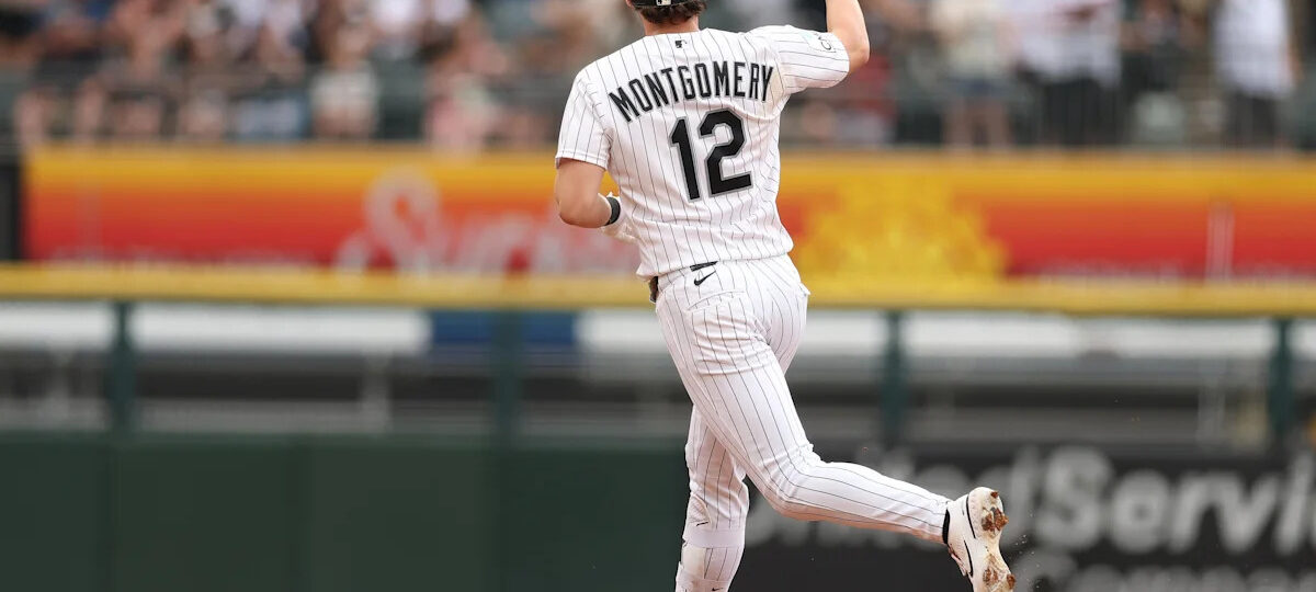 Bullpen shines on rainy day, as White Sox take key series from Guardians