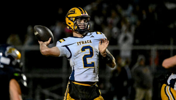 Greater Lansing Week 1 football roundup: Mason extends rivalry win streak