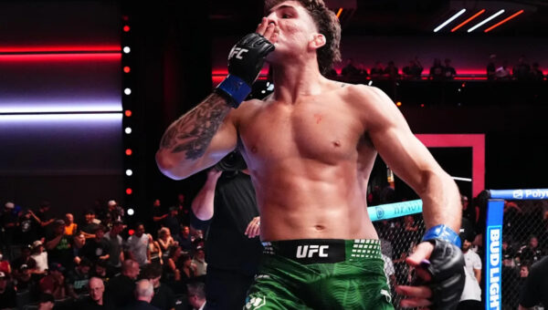 ‘Quillan Salkilld is a MONSTER’: Pros react to shocking UFC Vegas 120 submission