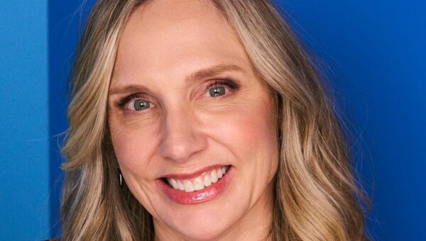 I'm a LinkedIn career expert. Skip 'doomjobbing' and do this instead.