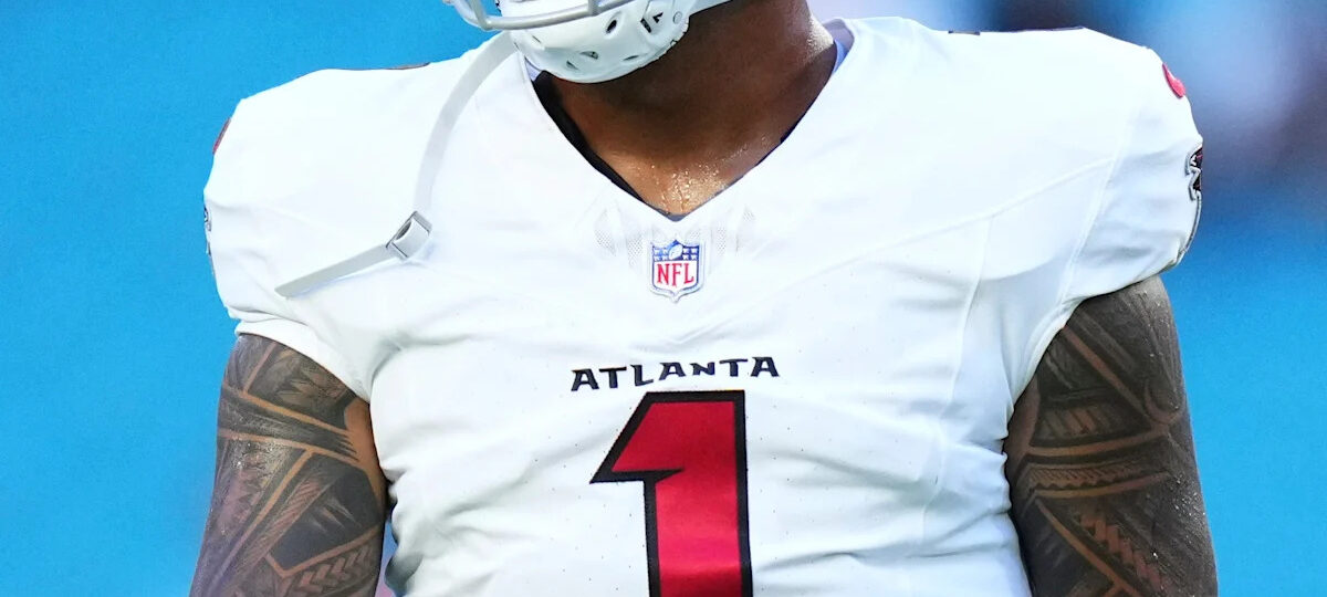 Former Dolphins QB Tua Tagovailoa greeted by boos in return to Miami