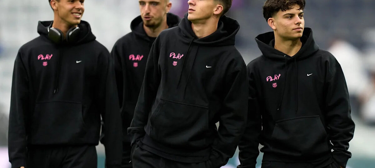 Barcelona set to confirm La Masia defender’s Ajax move in the next few hours