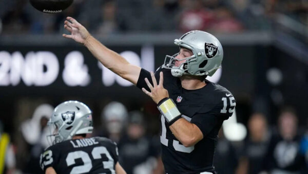What Fernando Mendoza learned at Cal is guiding him through rocky Raiders start